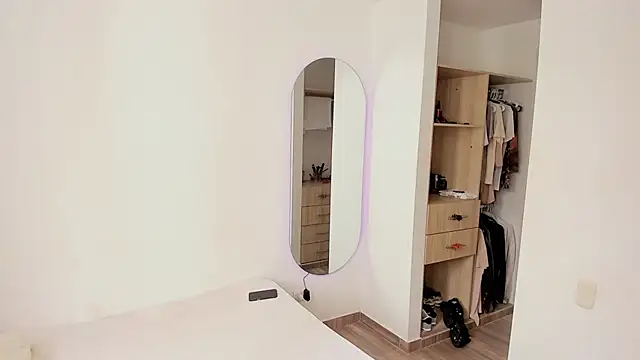 rose scottt online show from 7, 10, 2025