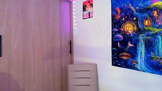 CatrinaRossi online show from 20, 11, 2025