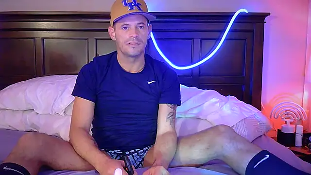 Snapshot of FrankieKentucky chatting on 18, 4, 2026 FrankieKentucky online show from 18, 4, 2026