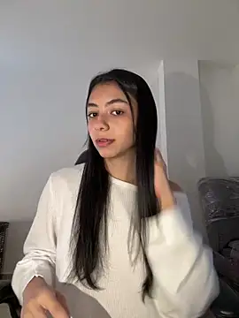 Snapshot of Liissa_cute_ chatting on 8, 10, 2025 Liissa cute online show from 8, 10, 2025