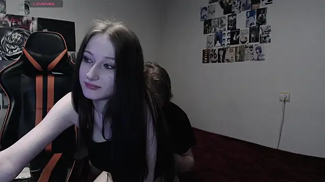 Snapshot of camcoupbang chatting on 2, 2, 2025 camcoupbang online show from 2, 2, 2025