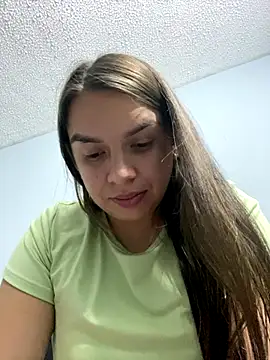 Nathaly00  online show from 28, 9, 2025