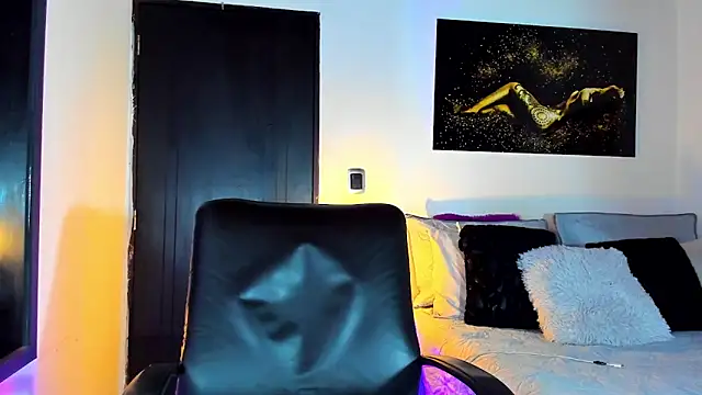 KimberlyBanks2 online show from 20, 1, 2025