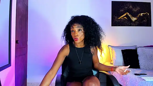 KimberlyBanks2 online show from 6, 3, 2025