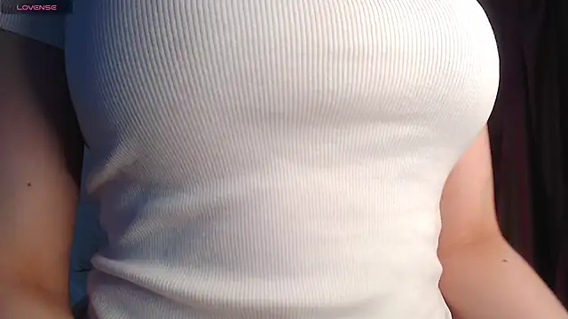 Snapshot of cosmosbaby chatting on 20, 2, 2025 cosmosbaby online show from 20, 2, 2025