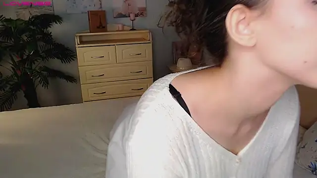 Snapshot of cosmosbaby chatting on 19, 9, 2025 cosmosbaby online show from 19, 9, 2025