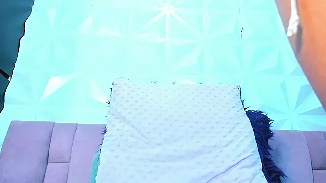 Snapshot of Briyit_Doll chatting on 17, 1, 2025 Briyit Doll online show from 17, 1, 2025