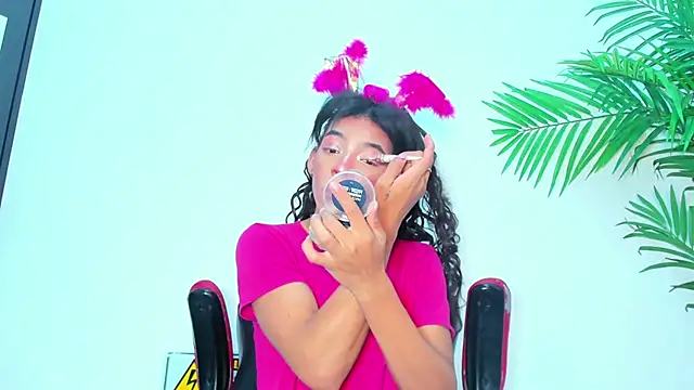 Snapshot of Briyit_Doll chatting on 30, 1, 2025 Briyit Doll online show from 30, 1, 2025