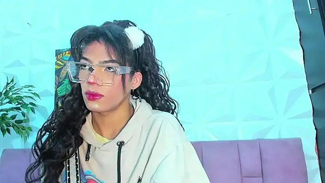 Snapshot of Briyit_Doll chatting on 15, 2, 2025 Briyit Doll online show from 15, 2, 2025