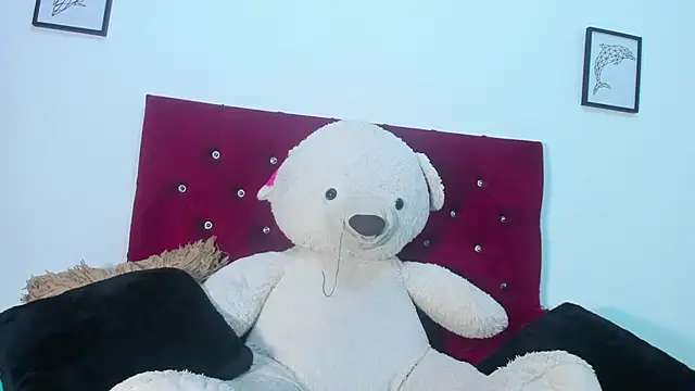 Snapshot of Briyit_Doll chatting on 25, 9, 2025 Briyit Doll online show from 25, 9, 2025