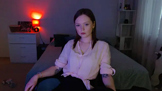 Snapshot of Allaria chatting on 8, 4, 2026 Allaria online show from 8, 4, 2026