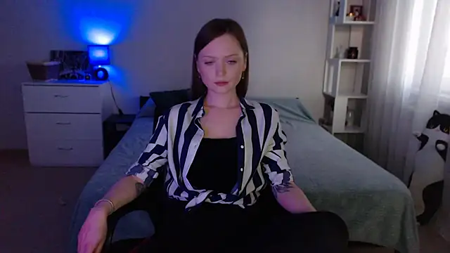 Snapshot of Allaria chatting on 2, 5, 2026 Allaria online show from 2, 5, 2026