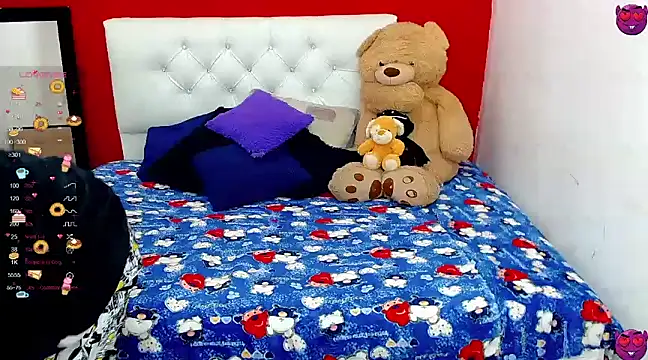 Snapshot of _snopyy_ chatting on 6, 1, 2025  snopyy  online show from 6, 1, 2025