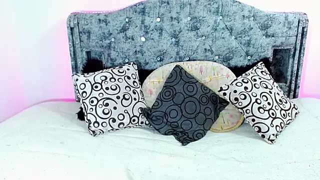 Snapshot of _snopyy_ chatting on 27, 9, 2025  snopyy  online show from 27, 9, 2025