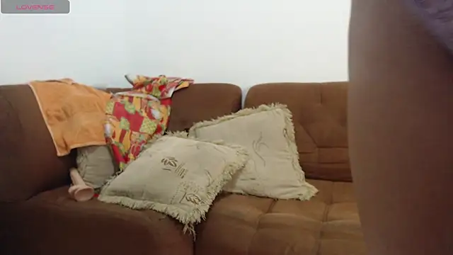 Snapshot of mina_smith1 chatting on 4, 1, 2025 mina smith1 online show from 4, 1, 2025