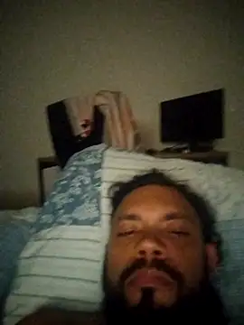 Snapshot of morenindarola chatting on 2, 12, 2024 morenindarola online show from 2, 12, 2024