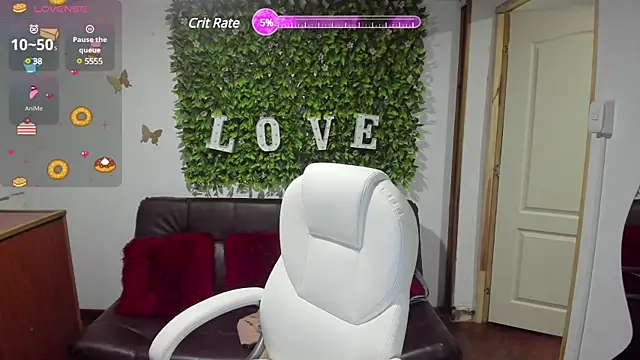 Enma  clark online show from 6, 12, 2024