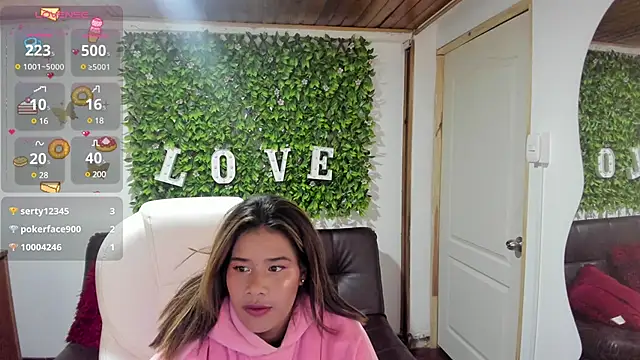 Enma  clark online show from 21, 1, 2025