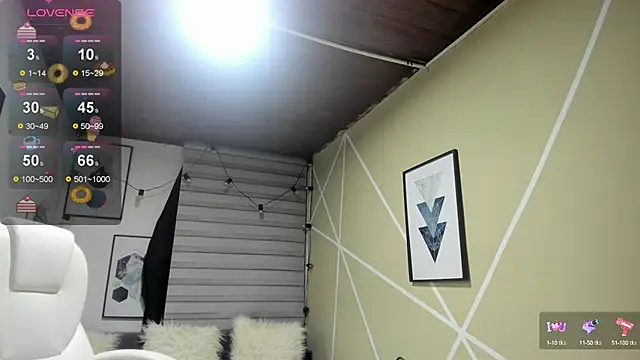 Enma  clark online show from 22, 9, 2025