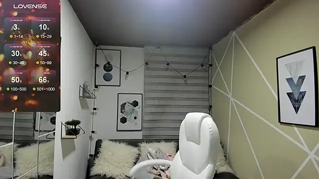 Snapshot of Enma__clark chatting on 20, 12, 2025 Enma clark online show from 20, 12, 2025