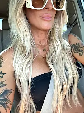 blondiluvsanal online show from 14, 10, 2025