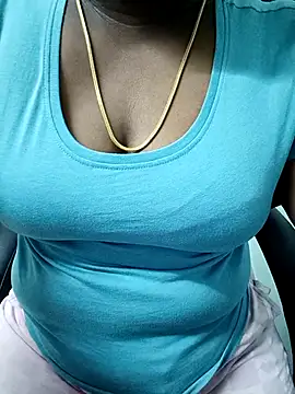 Snapshot of tamil_subha69 chatting on 11, 11, 2025 tamil subha69 online show from 11, 11, 2025