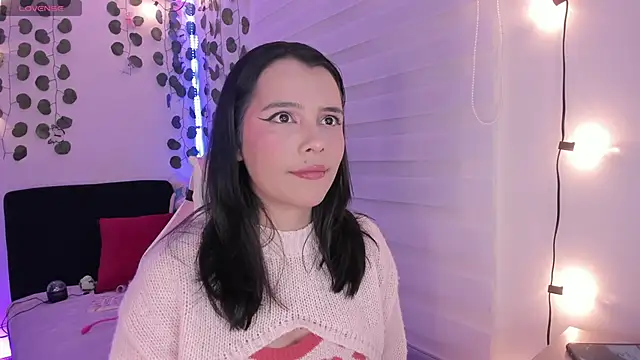 moonliiiight1 online show from 4, 1, 2025