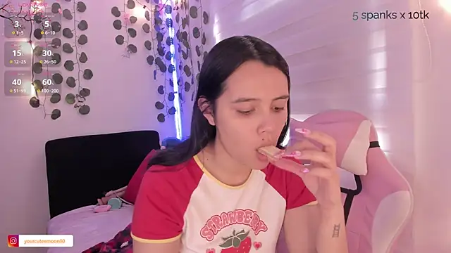 moonliiiight1 online show from 16, 1, 2025