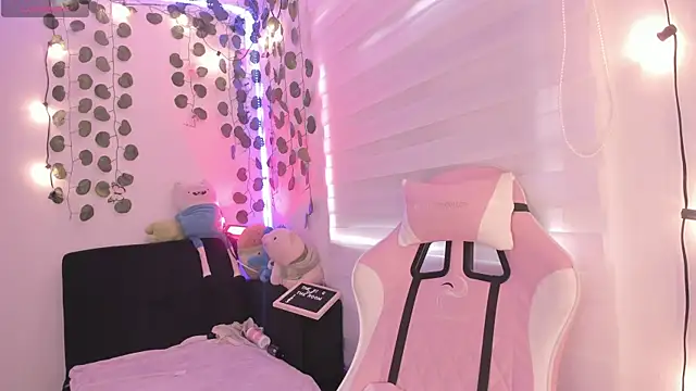 moonliiiight1 online show from 7, 2, 2025