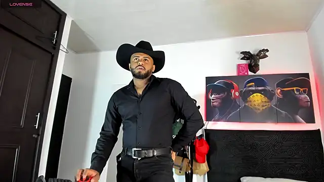 Snapshot of Hardboy_latin chatting on 10, 8, 2026 Hardboy latin online show from 10, 8, 2026