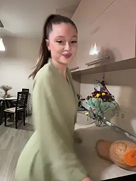 Snapshot of Kimsweet7 chatting on 11, 11, 2025 Kimsweet7 online show from 11, 11, 2025