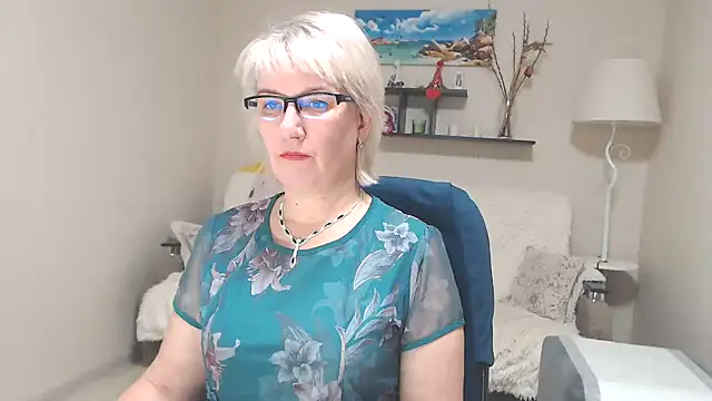 FleurMays online show from 4, 12, 2024