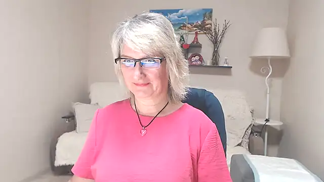Snapshot of FleurMays chatting on 29, 6, 2026 FleurMays online show from 29, 6, 2026