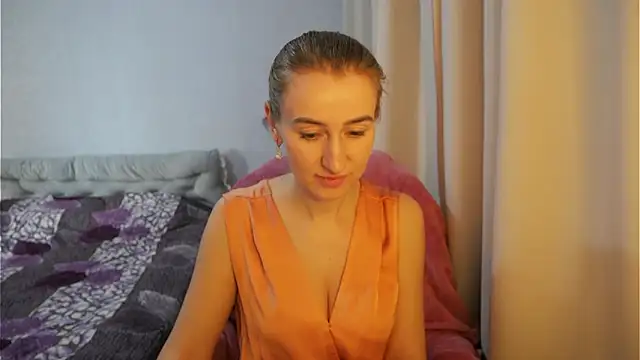 Sophiloren online show from 7, 3, 2026