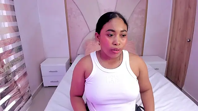 Leah Sweetie online show from 28, 2, 2025