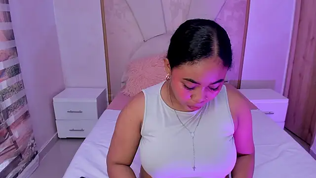 Leah Sweetie online show from 1, 3, 2025