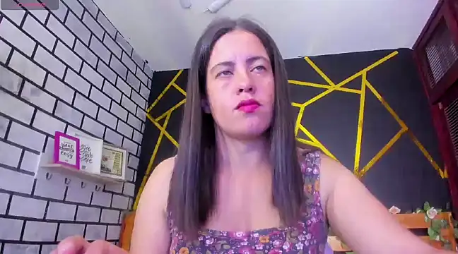 kathina giraldo online show from 7, 1, 2025