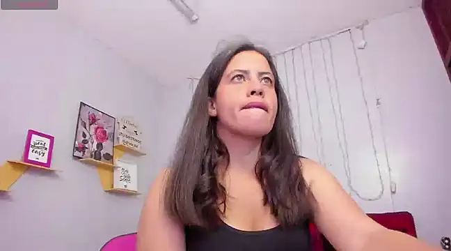 kathina giraldo online show from 19, 3, 2025