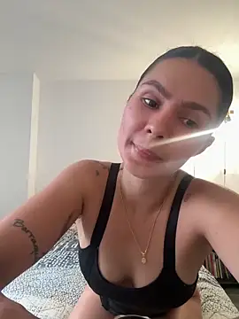 Snapshot of SofiaG_ chatting on 14, 3, 2025 SofiaG  online show from 14, 3, 2025