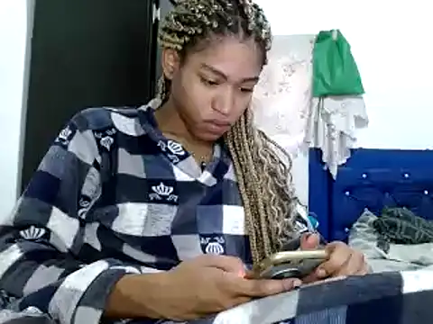 miriam775 online show from 15, 1, 2025