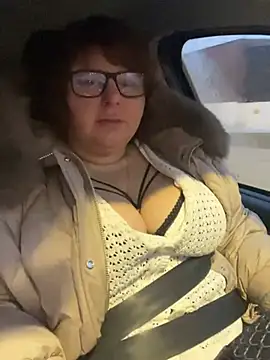 Snapshot of Tania-myr87_ZD chatting on 14, 12, 2024 Tania-myr87 ZD online show from 14, 12, 2024