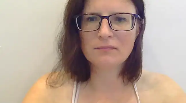 CrimsonMistress online show from 18, 1, 2025