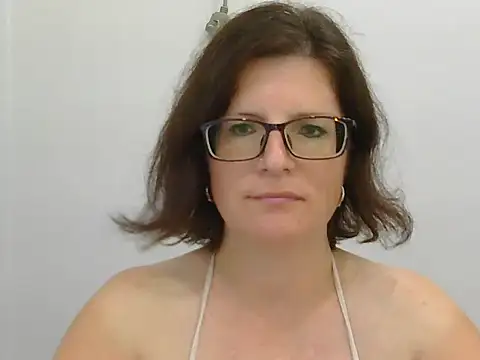 CrimsonMistress online show from 9, 2, 2025