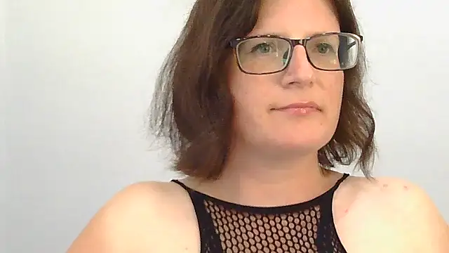 CrimsonMistress online show from 9, 3, 2025