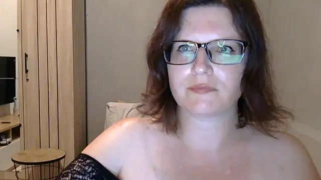 CrimsonMistress online show from 8, 10, 2025