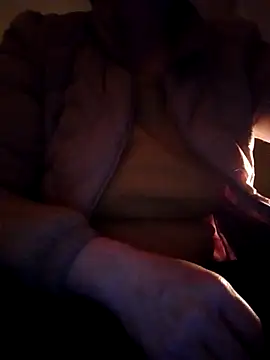 JasminePham online show from 20, 12, 2024