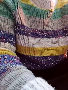 JasminePham online show from 3, 1, 2025