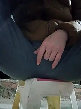 JasminePham online show from 22, 3, 2025