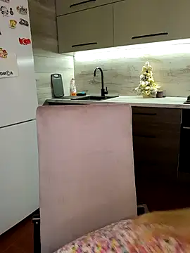 Snapshot of Cute_Hot_Alice chatting on 4, 1, 2025 Cute Hot Alice online show from 4, 1, 2025