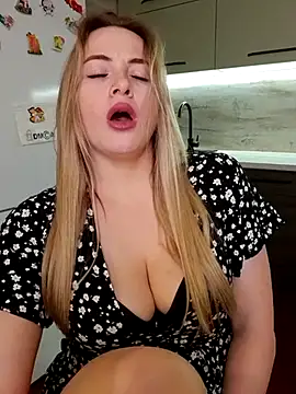 Snapshot of Cute_Hot_Alice chatting on 22, 2, 2025 Cute Hot Alice online show from 22, 2, 2025